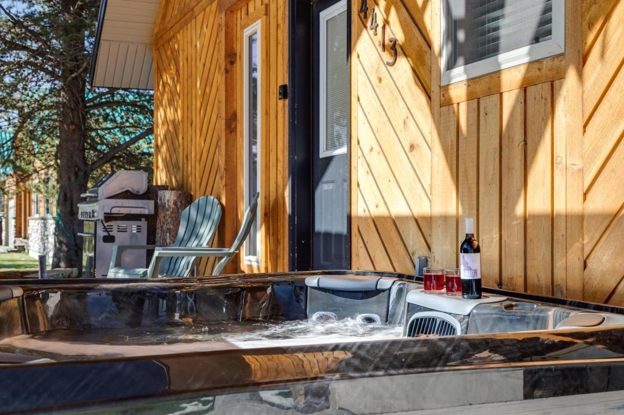 Huckleberry Hollow By Kabino Hot Tub Firepit Ps2 Satellite Grill Wifi Golf Course Island Park Exteriér fotografie